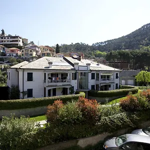 George V Appartement Levanto